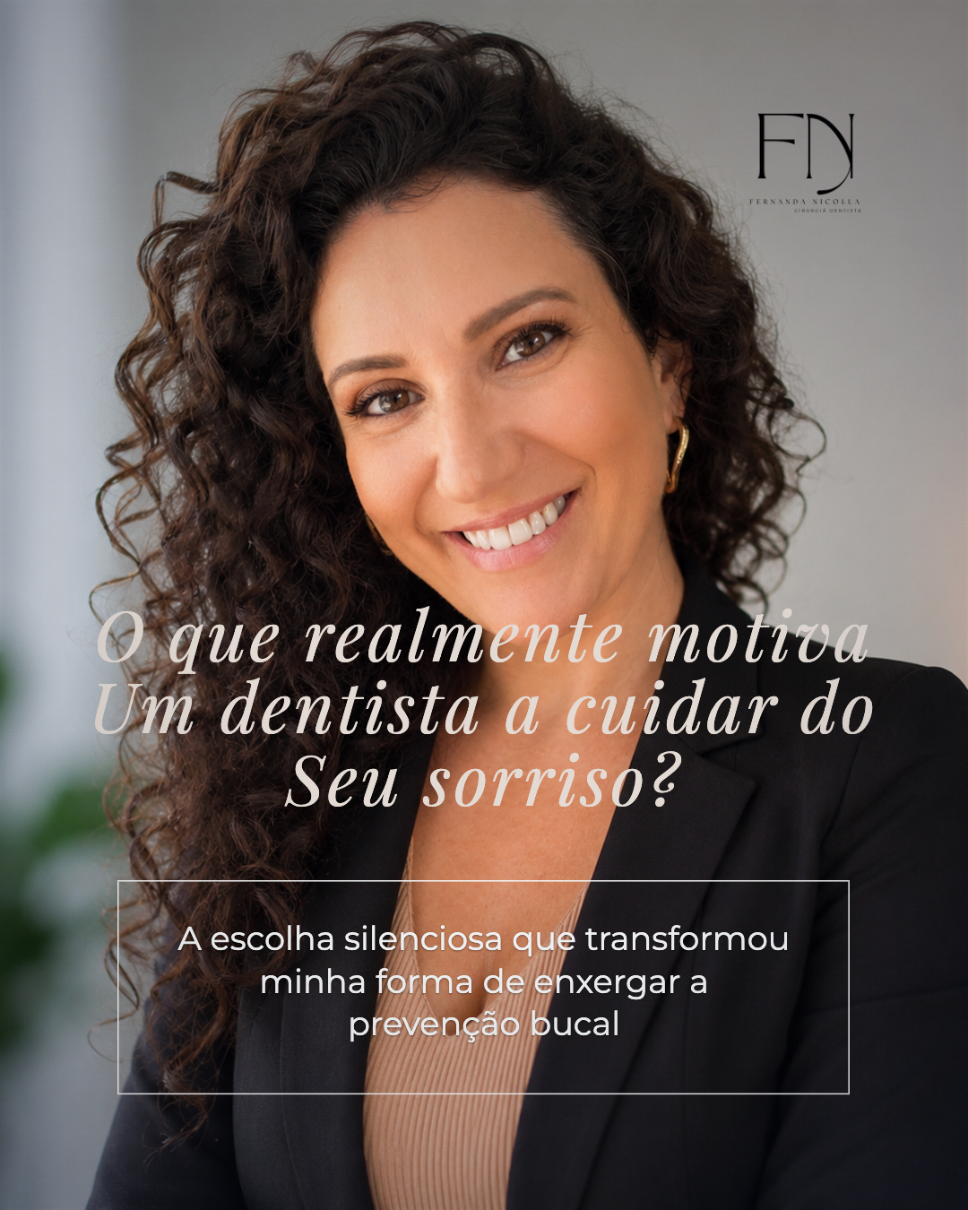 Carrossel com a logo do consultório aplicada