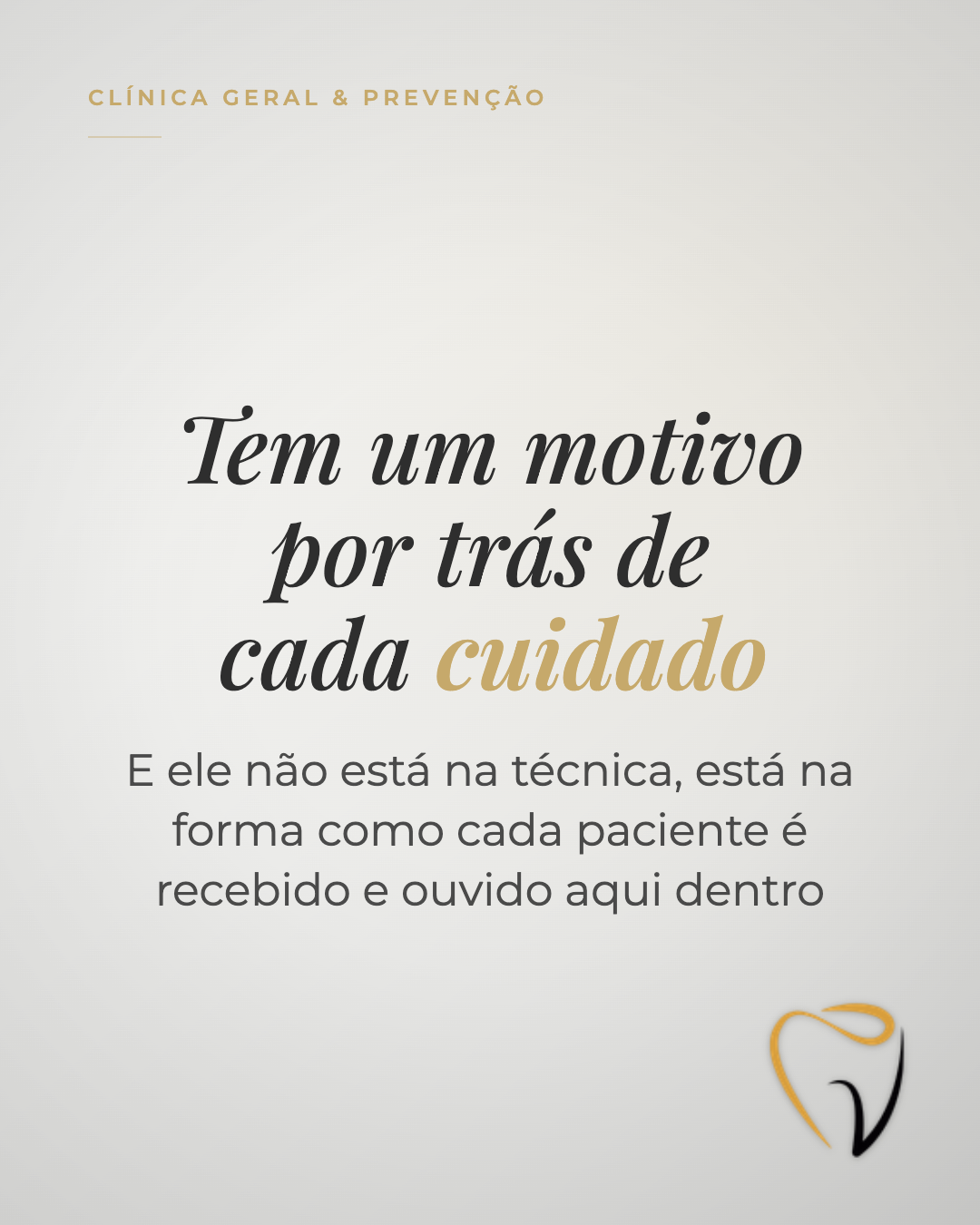 Carrossel com a logo do consultório aplicada